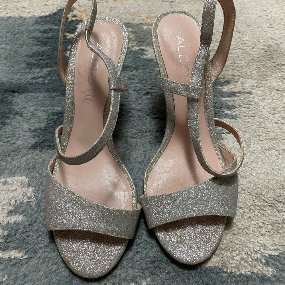 Aldo Silver Gliter Open Toe Sling backs Sz 7